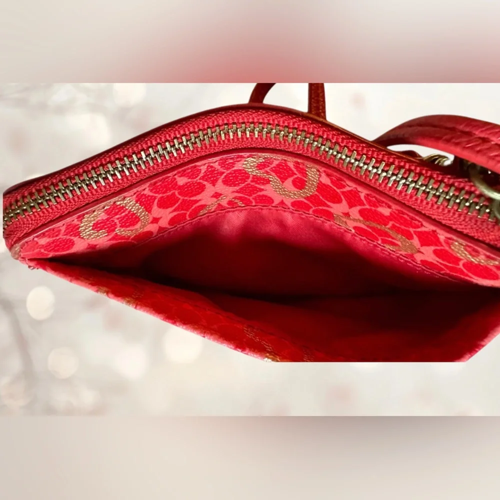 Coach Waverly Red Leather Gold Hearts Wristlet With Dustbag- RARE Y2k